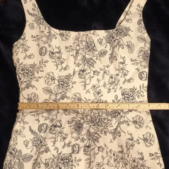 Christian Lacroix Toile De Jouy Dress - Size 0 - Classic French Floral Design - Picture 3 of 12